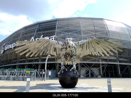 Sport - Eagle - Ferencváros - Groupama Arena stadium-stock-foto