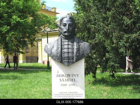Engineer Mikoviny Sámuel bust - Tata - Hungary --stock-foto