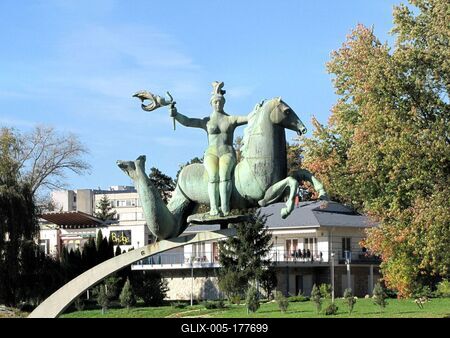 Water Foal statue - Győr - Hungary - Danube-Rába-stock-foto