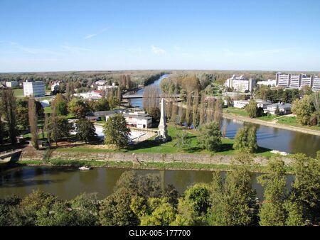 Győr - Two rivers meeting - Nature - City view - Hungary-stock-foto