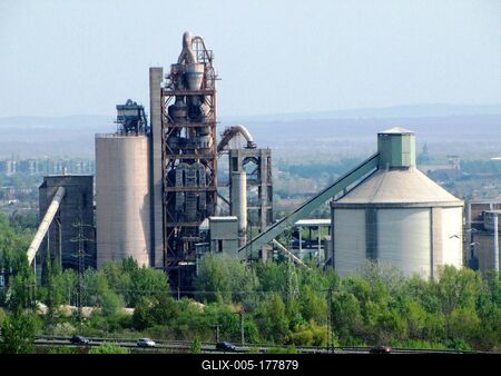 Cement Plant - Vác - Hungary - Industry-stock-foto