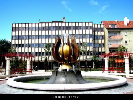 Zalaegerszeg - Tulip statue - City symbol - Hungary-stock-foto