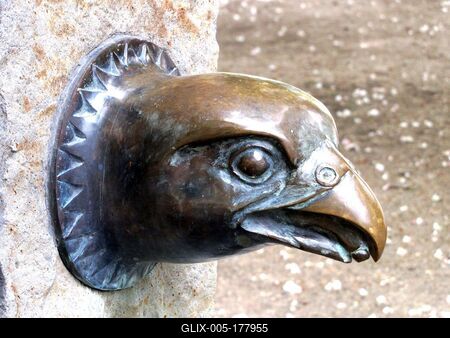 Eagle head - Drinking fountain - Sümeg - Hungary-stock-foto