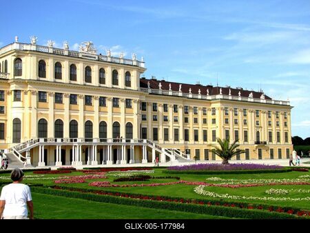 Schönbrunn Palacew - Vienna - Austria-stock-foto