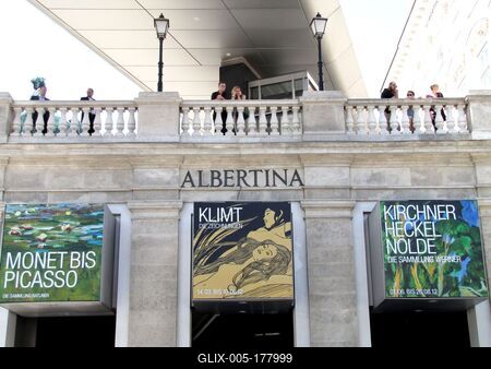 Albertina Museum - Vienna - Austria - Expositions-stock-foto