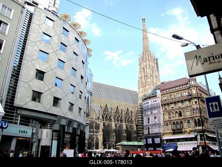 Vienna City Centern - Cathedral - Austria-stock-foto