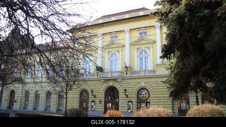 Cultural center - Kiskunbfélegyháza - Hungary-stock-foto