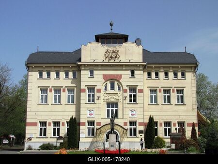 Krúdy Inn - Nyíregyháza Sóstó - Hungary-stock-foto