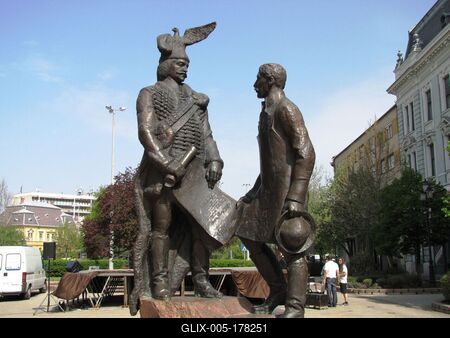 Nyíregyháza City founding Fathers  Statue - Hungary-stock-foto