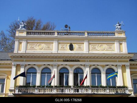 City Hall - Hyregyháza - Hungary-stock-foto