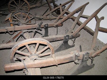 Plows - Sóstó ewtnographic museum - Hungary-stock-foto