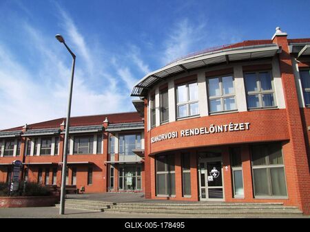 Kikskunmajsa - Clinic - Hungary-stock-foto