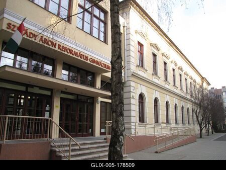 Reformed Grammar School - Kiskunhalas - Hungary-stock-foto