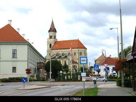 Mór - Hungary - City center-stock-foto
