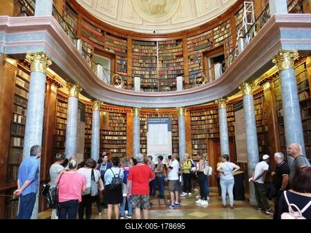Visitors - Library - Pannonhalma Archabbey - Hungary-stock-foto