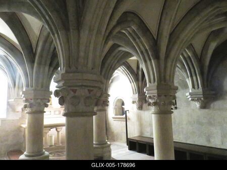 Pannonhalma - Hungary - Basilica - Sub-church - 13th Century-stock-foto