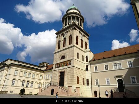 St. Benedict's Order Central institution - Pannonhalma - Hungary-stock-foto