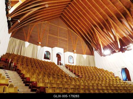 Theater hall - Makó Cultural Center - Organic architecture-stock-foto
