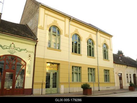 Makó Entertainment building-stock-foto