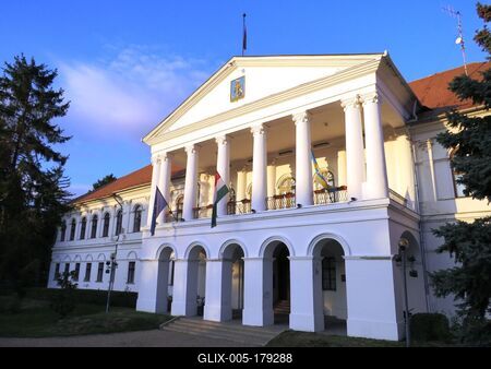 Makó - City Hall - Hungary-stock-foto