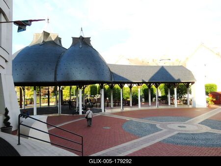 Makó - Thermaland Spa - Square - Organic architecture - Hungary-stock-foto