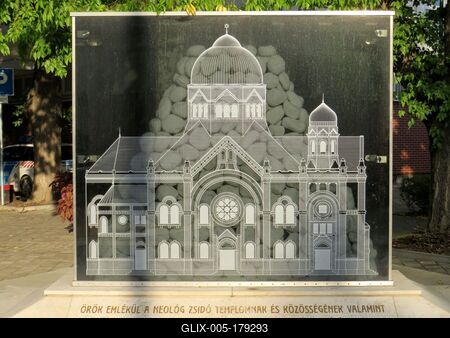 Monument in Makó in memory of exterminated Jews - WWII-stock-foto