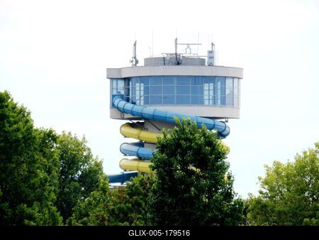 Sliding tower - Aquaplis - Szeged - Hungary - Recreation-stock-foto