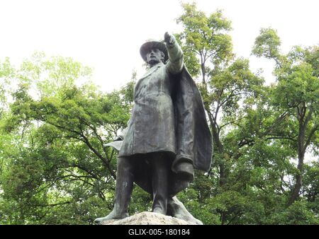 Statue of Vásárhelyi Pál - Szeged-stock-foto