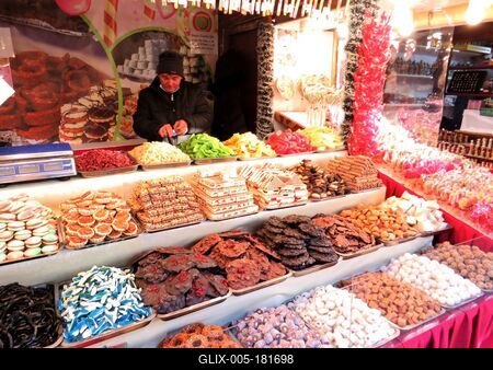 Sweets at the stand of the Budapest Winter Fair-stock-foto