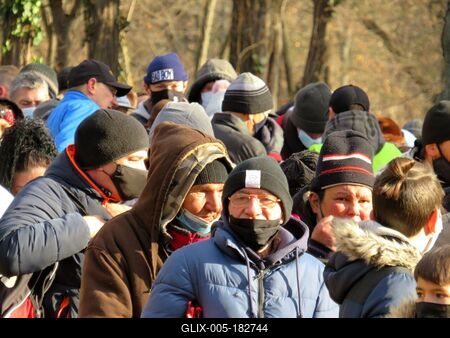 Poor people's Christmas - Waiting for Food - Budapest-stock-foto