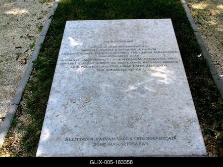 Grave of Hungarian soldiers killed in 1919 by romanian army - Hatvan-stock-foto
