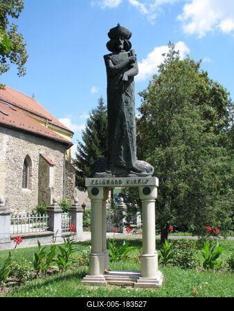 Statue of King Sigismund - Pásztó - Hungary-stock-foto