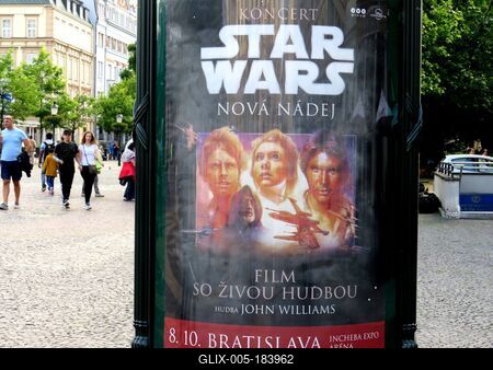 Bratislava (Pozsony), 19 May 2018The Star Wars picture poster on a column in Bratislava.A Csillagok Háborúja c. film plakátja egy pozsonyi utca hirdetõoszlopán.-stock-foto