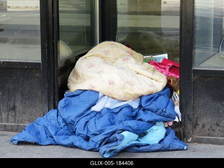 Homeless people - Budapest - Social emargination-stock-foto