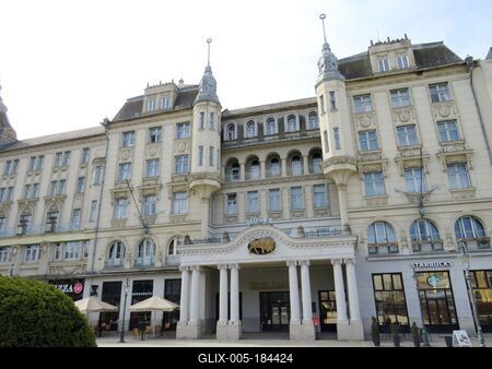 Golden Bull Hotel - Debrecen - Hungary-stock-foto