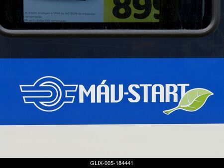 Hungarian Railways - MÁV - Emblem - Train-stock-foto