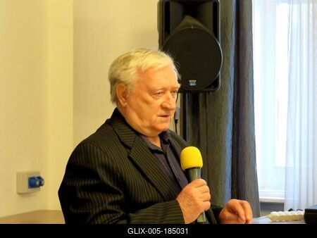 Colonel Dr Gyula Mészáros - Cathedratic - Ukraine-stock-foto