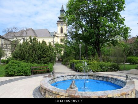 Jászberény - Fountain - Church of Assumption - Hungary-stock-foto