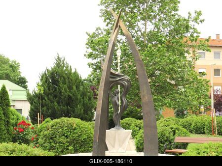 Monument 1956 revolution - HUngary - Nagykáta-stock-foto