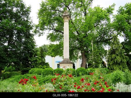 Nagykáta - Hungary - Obelisc - Freedom Fighters - 1849-stock-foto