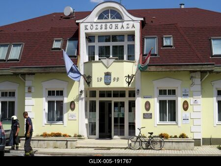 Szajol - Village Hall - Hungary-stock-foto