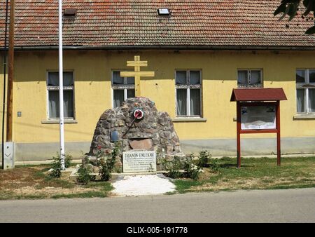 Szajol - Hungary - Trianon memoril-stock-foto