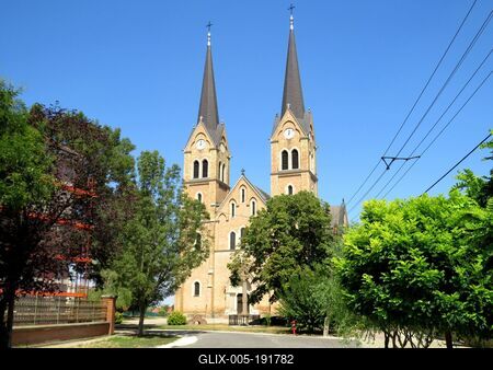Törökszentmiklós - Church - Hungary-stock-foto