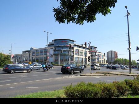 Örs vezér Square - Árkád shopping center - Budapest-stock-foto