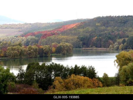 Nőtincs Szent István Lake - Nature - Hungary-stock-foto