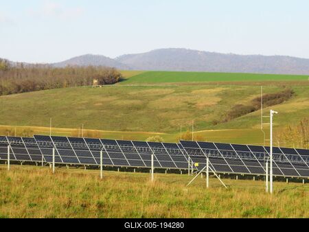 Solar power plant at Galgaguta - Hungary-stock-foto