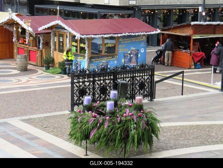 Advent wreath at the Budapest winter fair-stock-foto