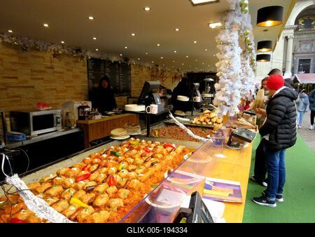 Hot food stand - Budapest Winter Fair-stock-foto