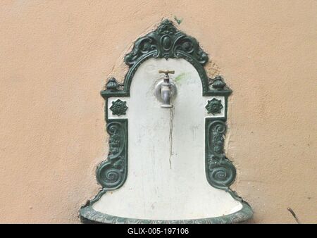 Pápa - Hungary - Old water faucet - Museum Kékfestő-stock-foto