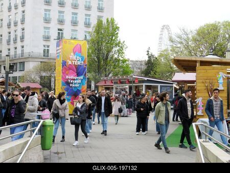 Budapesz spring fair  - City Center-stock-foto